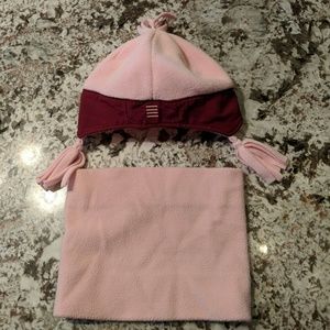 Girls Lands' End hat and neck warmer❄️